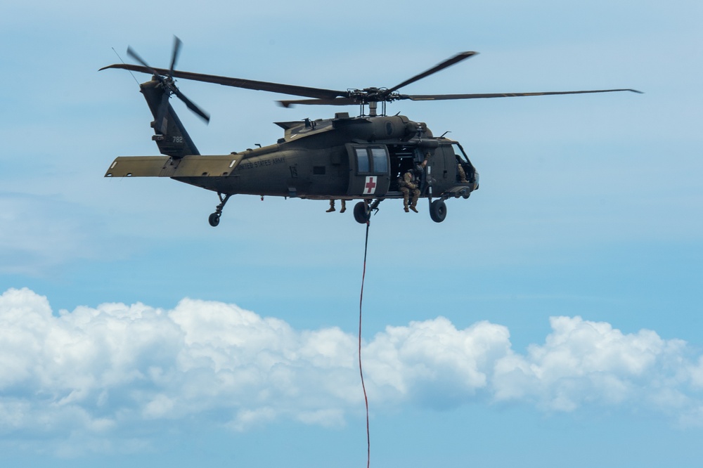 KFD, PMRF and Hawaii National Guard Work Together During Kokee Wildfire