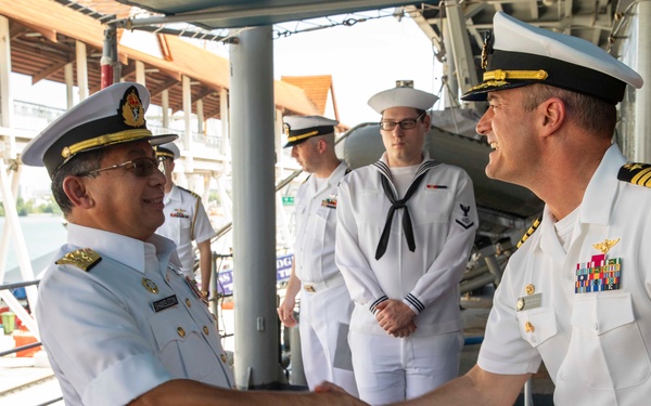 7th Fleet, Blue Ridge Team Host Reception in Malaysia