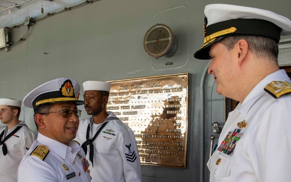 7th Fleet, Blue Ridge Team Host Reception in Malaysia