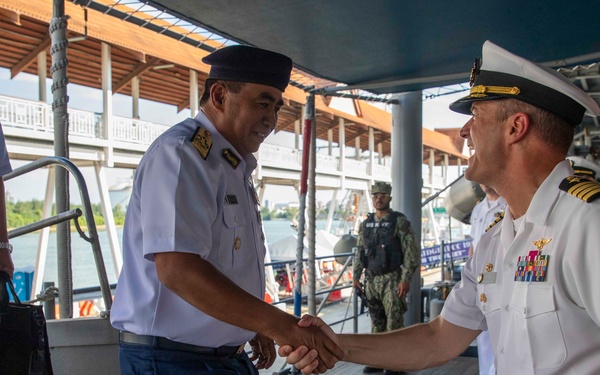 7th Fleet, Blue Ridge Team Host Reception in Malaysia
