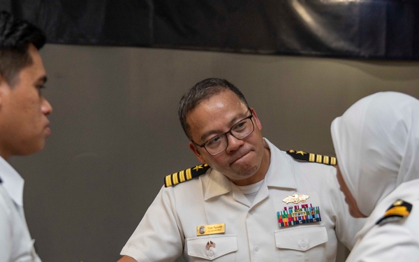 7th Fleet, Blue Ridge Team Host Reception in Malaysia