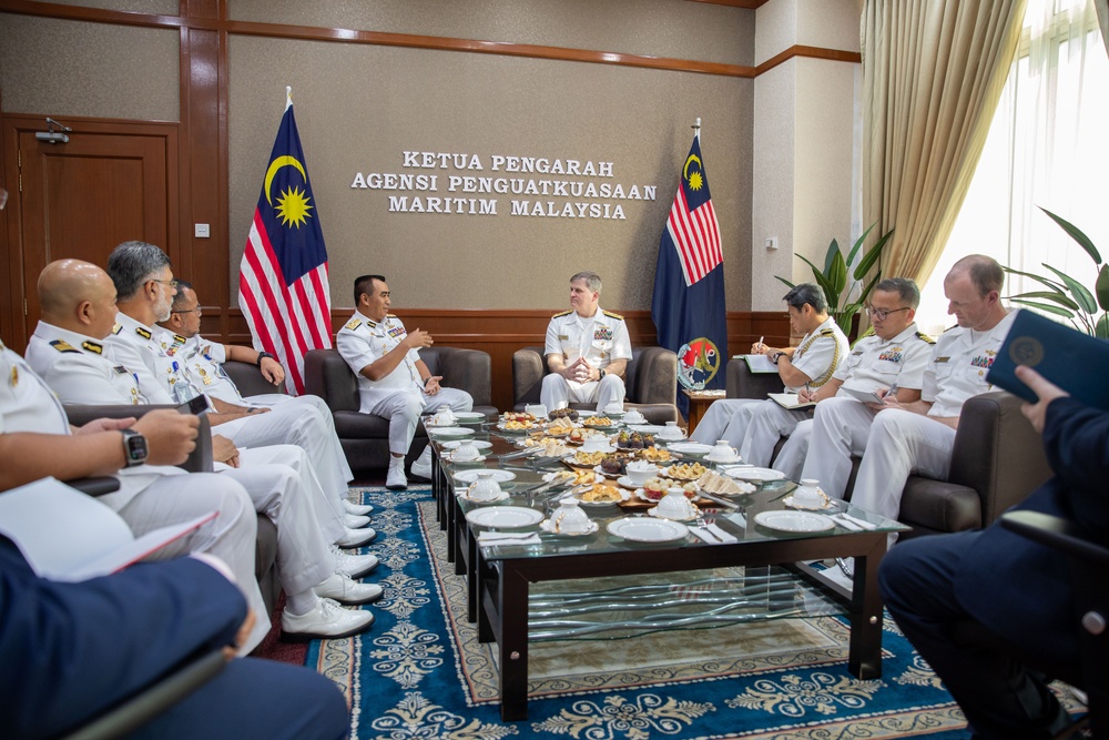 C7F Meets with Malaysia Maritime Enforcement Agency in Putrajaya