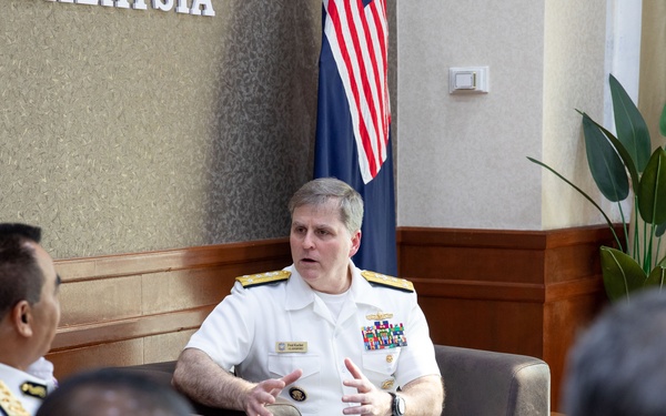 C7F Meets with Malaysia Maritime Enforcement Agency in Putrajaya