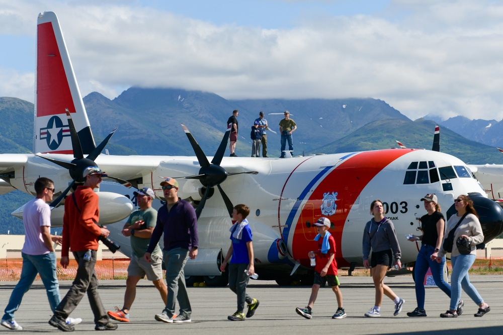 Arctic Thunder Open House Military Appreciation Day