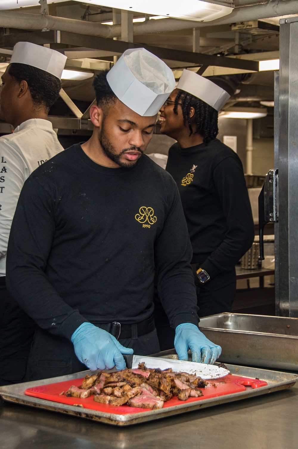 USS Ronald Reagan (CVN 76) hosts cooking competition