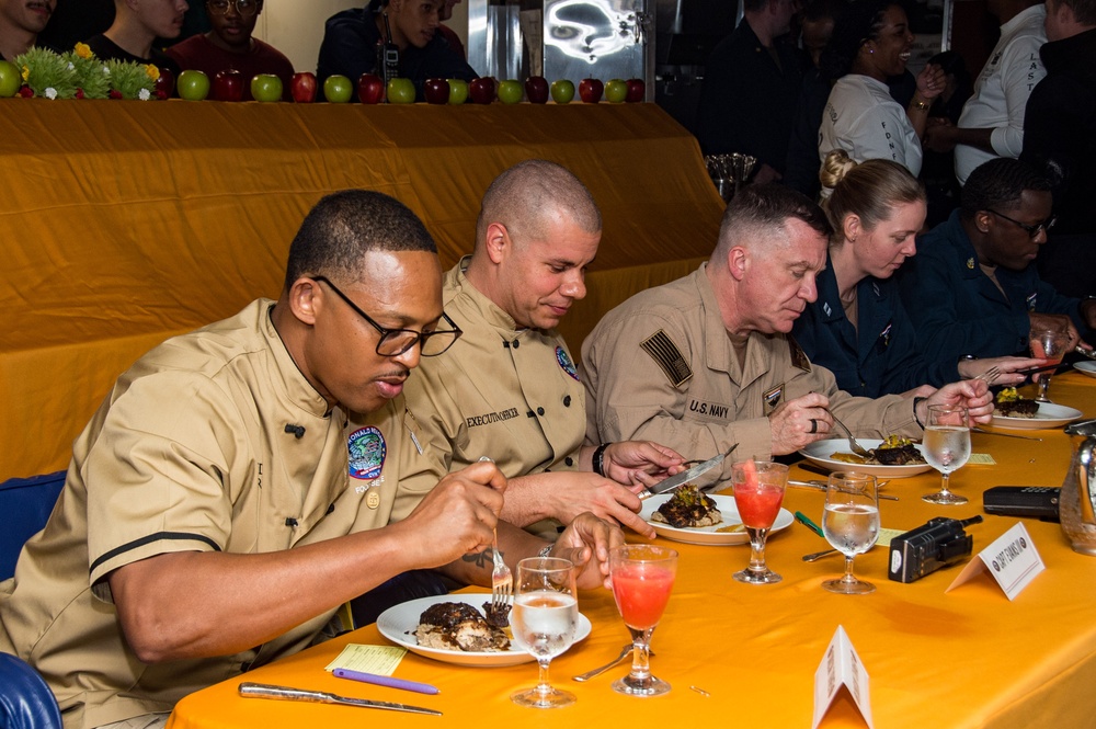 USS Ronald Reagan (CVN 76) hosts cooking competition