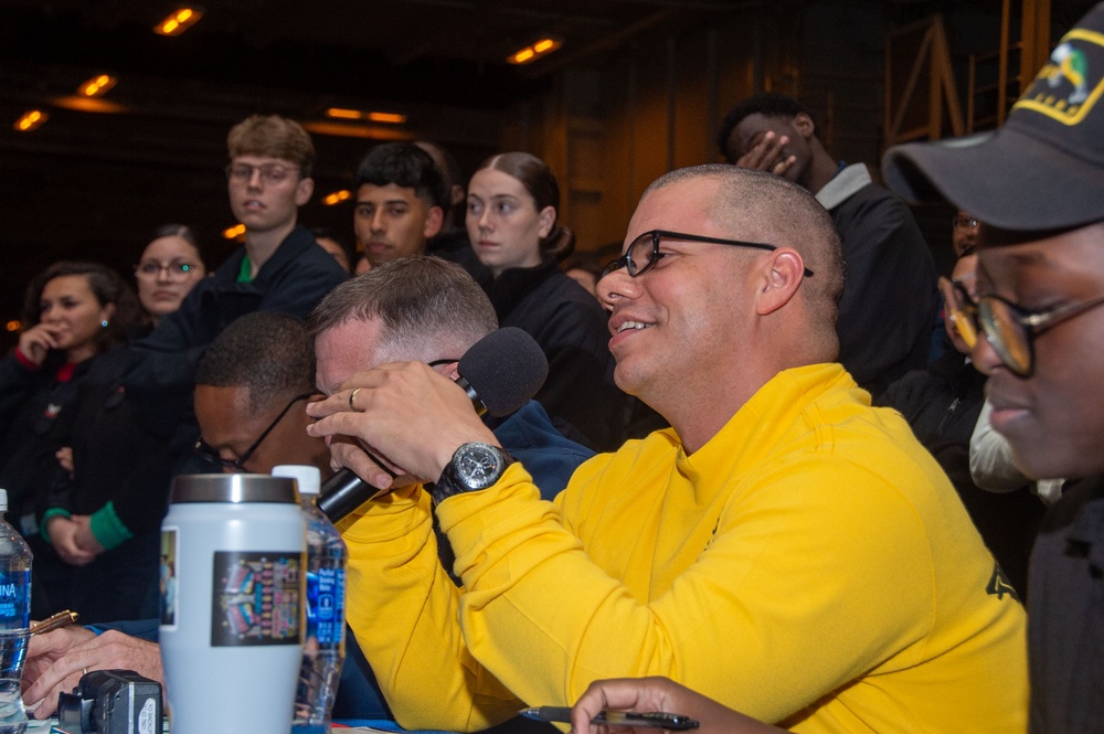 USS Ronald Reagan (CVN 76) hosts talent show finale