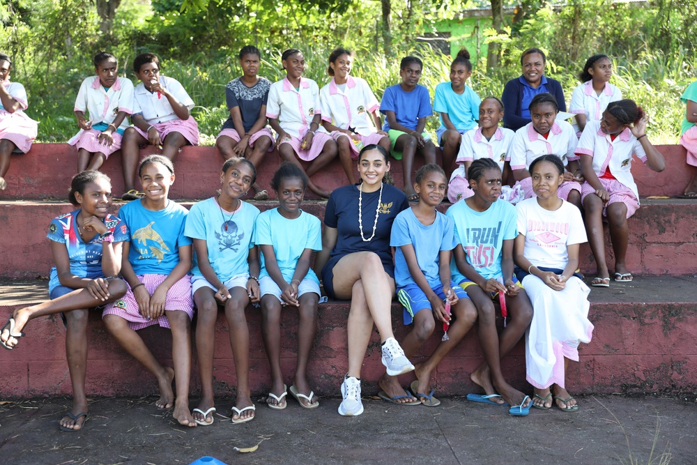 Pacific Partnership Visits Kawenu Primary School