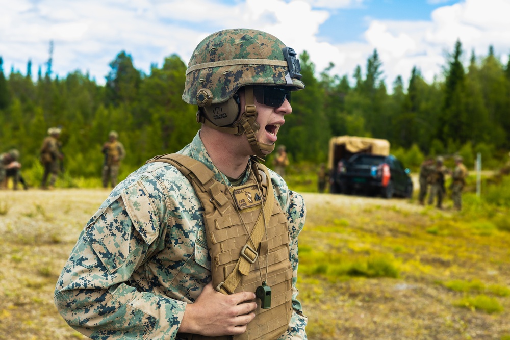 CLB-8 Marines Conduct Table 5 Range