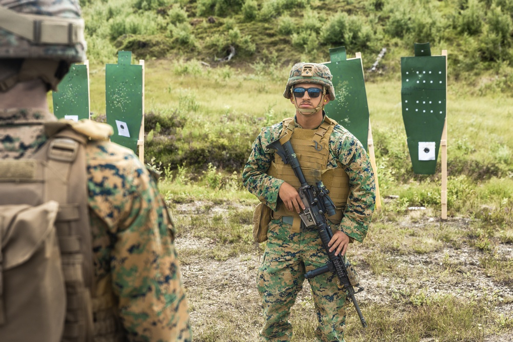 CLB-8 Marines Conduct Table 5 Range