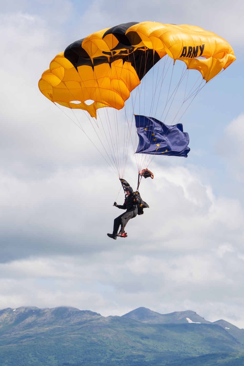 Army Golden Knights jump at Arctic Thunder 2024