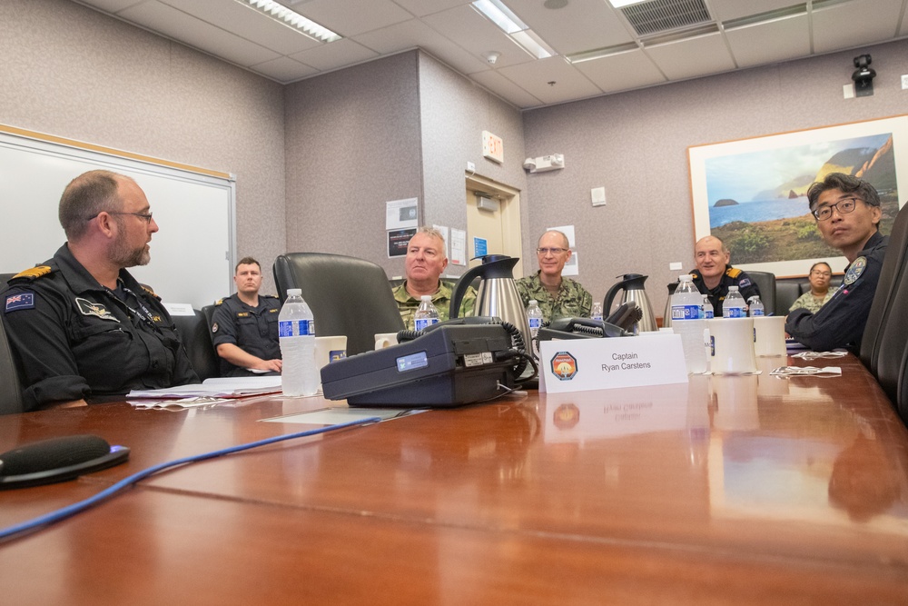 U.S. Navy 3rd Fleet hosts Royal New Zealand Maritime Component Commander at RIMPAC 2024