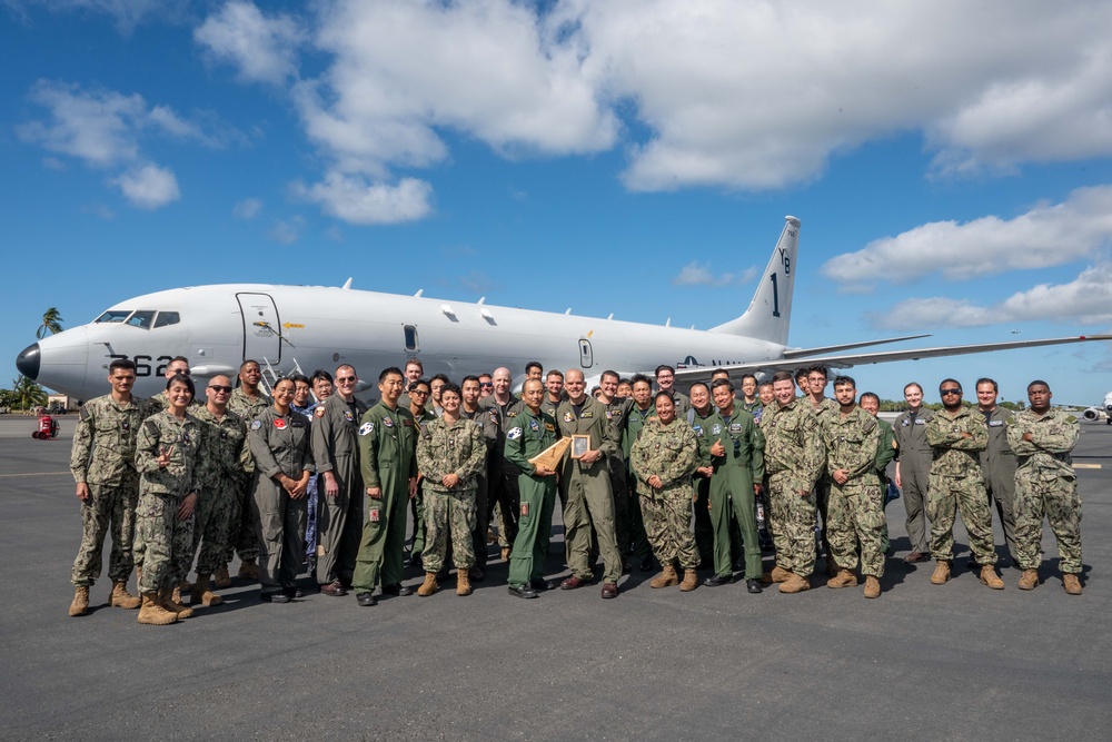 Patrol Squadron (VP) 1, the ‘Screaming Eagles’ exchange plaques, coins, patches with Japan Maritime Self-Defense Force