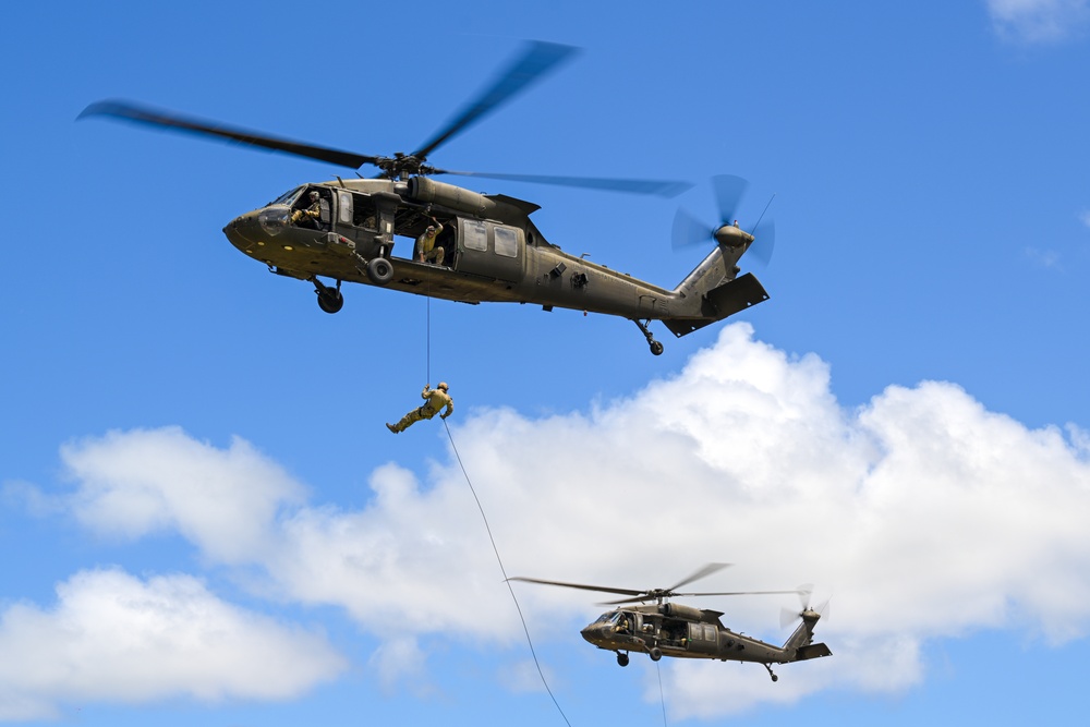 25th CAB supports EOD training during RIMPAC 2024