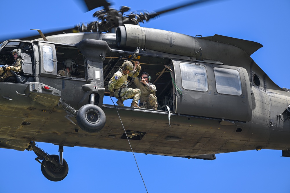 DVIDS - Images - 25th CAB supports EOD training during RIMPAC 2024 ...