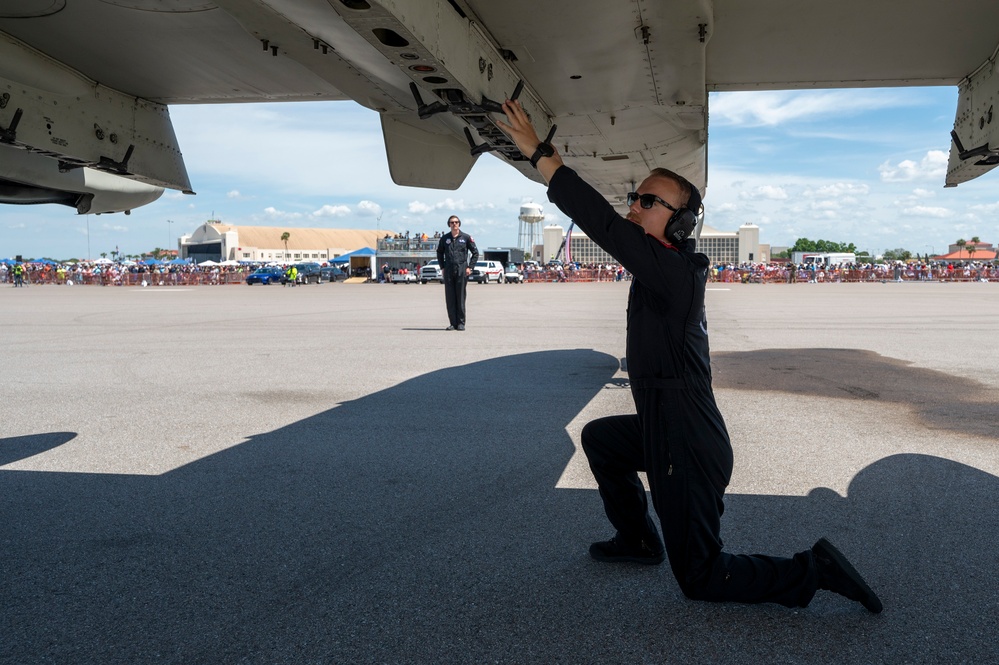 A-10 Demo - Tampa Air Fest 2024