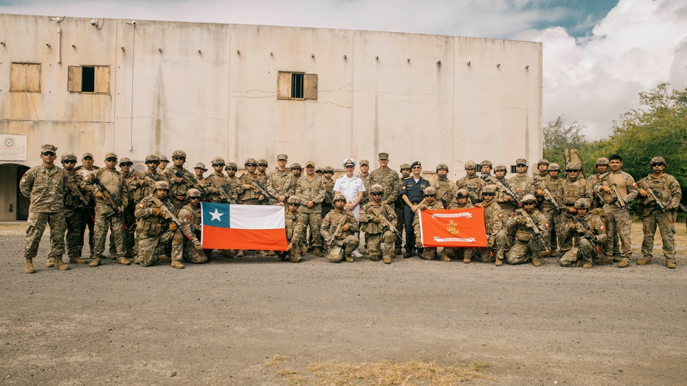 US Marines host Chilean Navy commander in chief at RIMPAC 2024