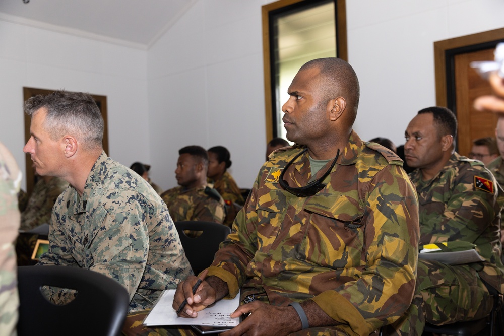 PNGDF &amp; 8th TSC Staff Exercise