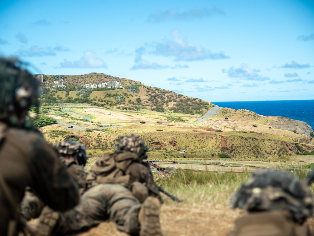 LAR Co., BLT 1/5 conducts squad attack rehearsals