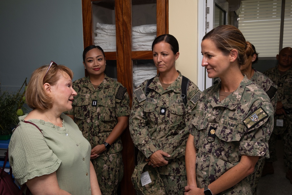 U.S. Ambassador Visits New ICU in Port Vila, Vanuatu