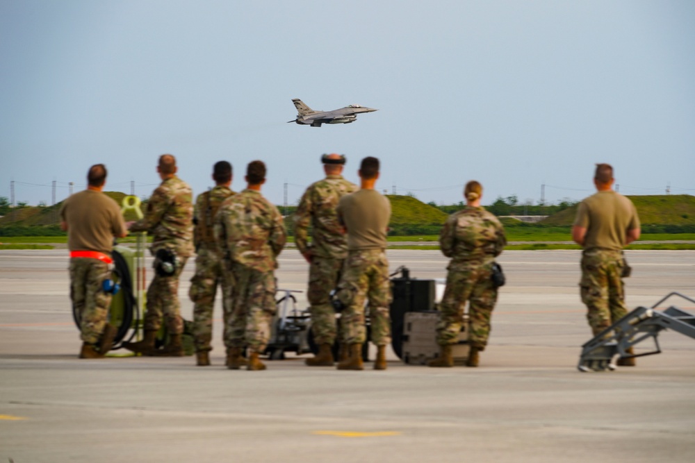 South Dakota ANG’s F-16’s arrive for the first time to Matsushima AB for Ex Valiant Shield 24