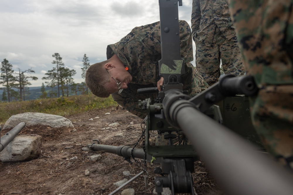 CLB-8 Marines Conduct Machine Gun Shoot