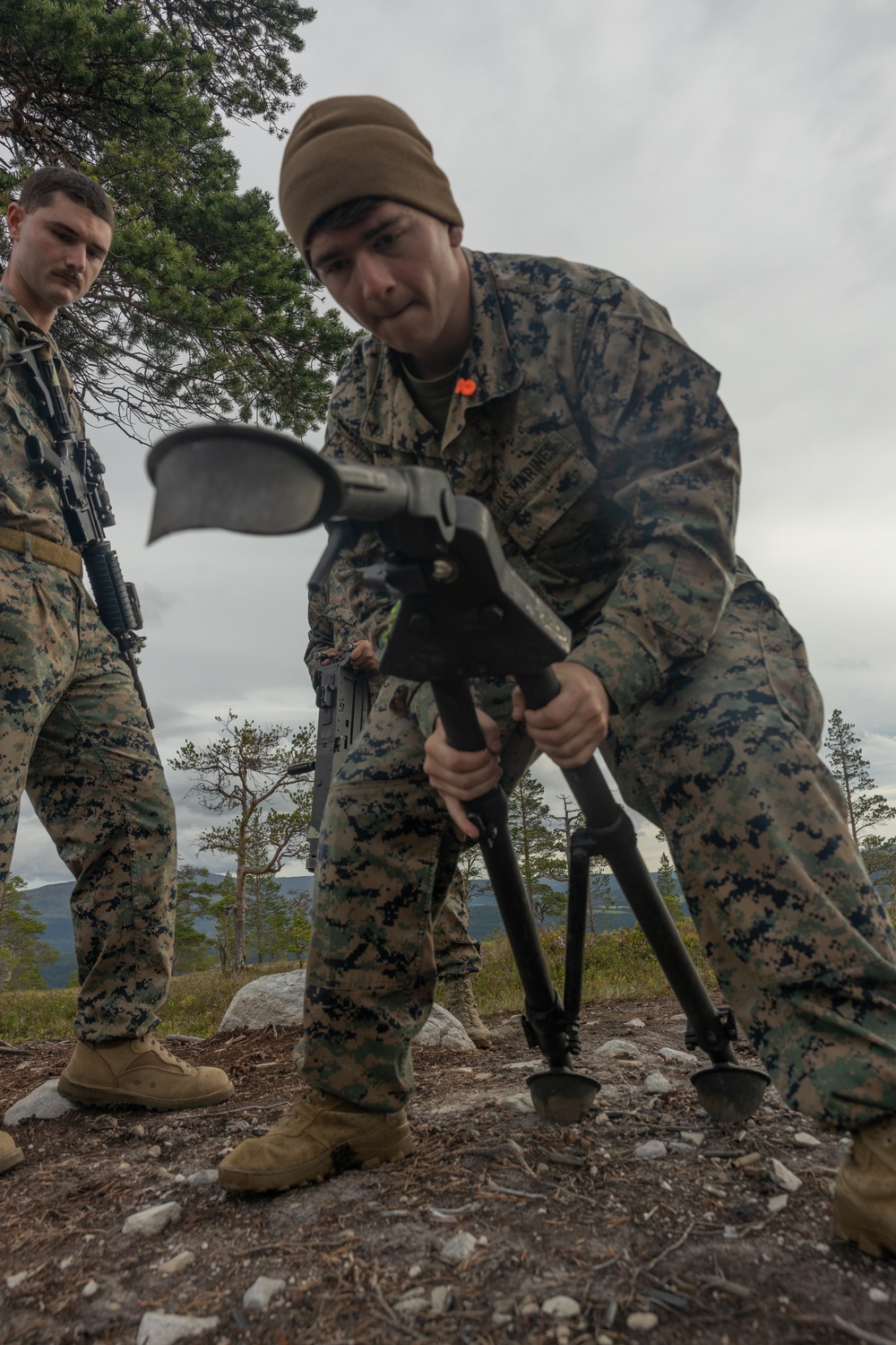 CLB-8 Marines Conduct Machine Gun Shoot