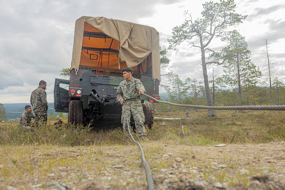 CLB-8 Marines Conduct Machine Gun Shoot