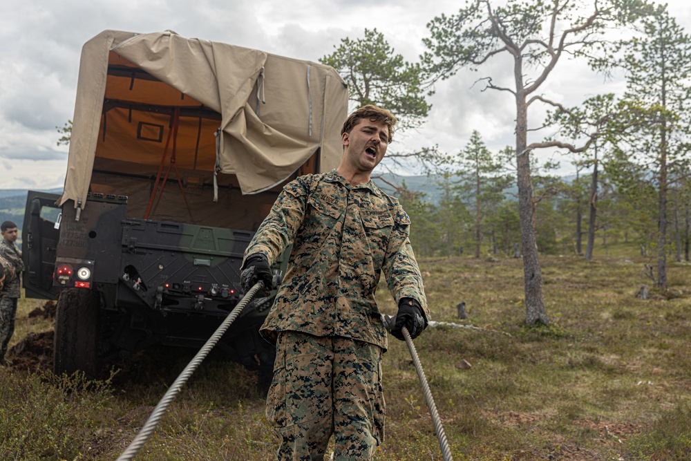 CLB-8 Marines Conduct Machine Gun Shoot