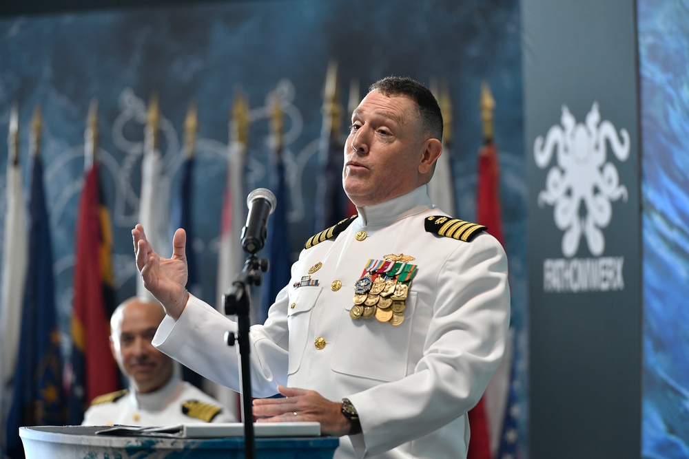 Capt. Dean Allen assumes command of NAVFAC EXWC