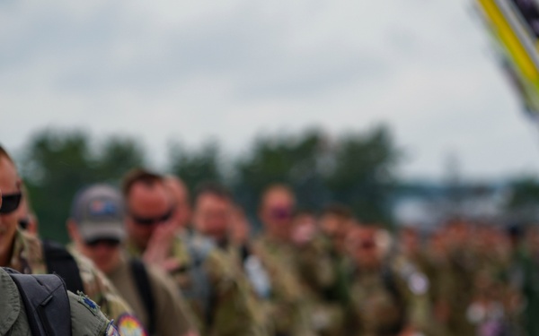 146CRT performs PAX terminal as 175FS departs Matsushima AB; Allies wish each other well