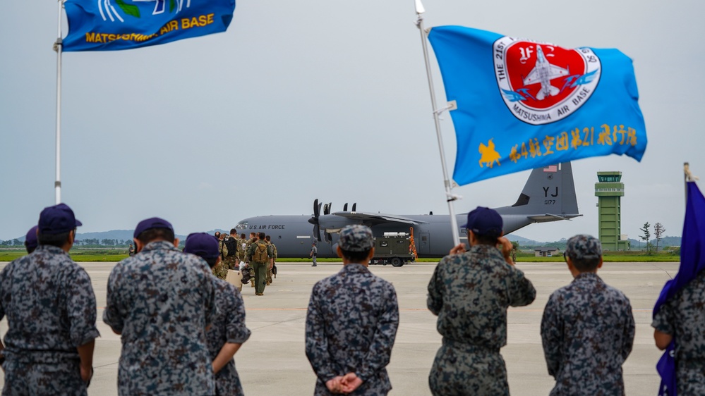 146CRT performs PAX terminal as 175FS departs Matsushima AB; Allies wish each other well