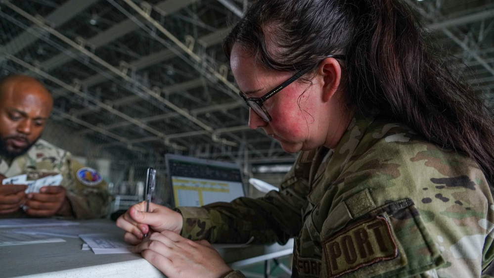 146CRT performs PAX terminal as 175FS departs Matsushima AB; Allies wish each other well