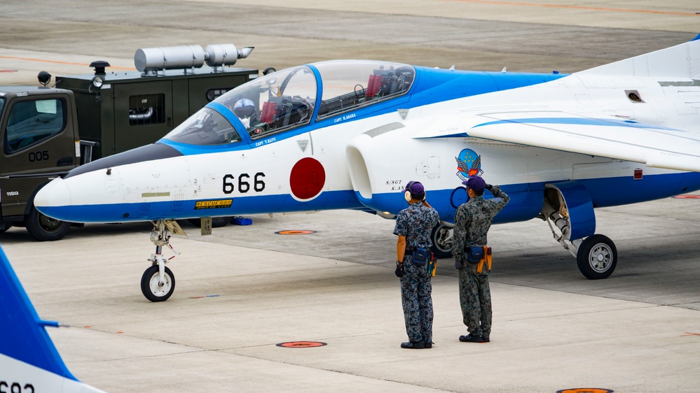 U.S. Service Members invited to watch Blue Impulse while at Matsushima AB for Valiant Shield