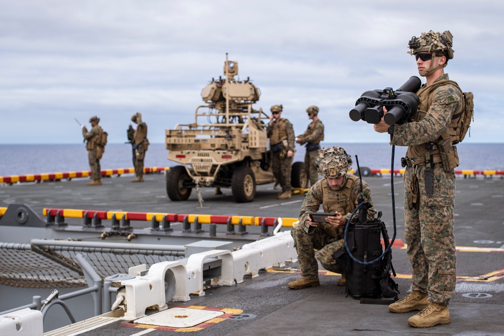 Keep Your Head on a Swivel: 15th MEU, USS Boxer Conduct Counter-UAS Drill