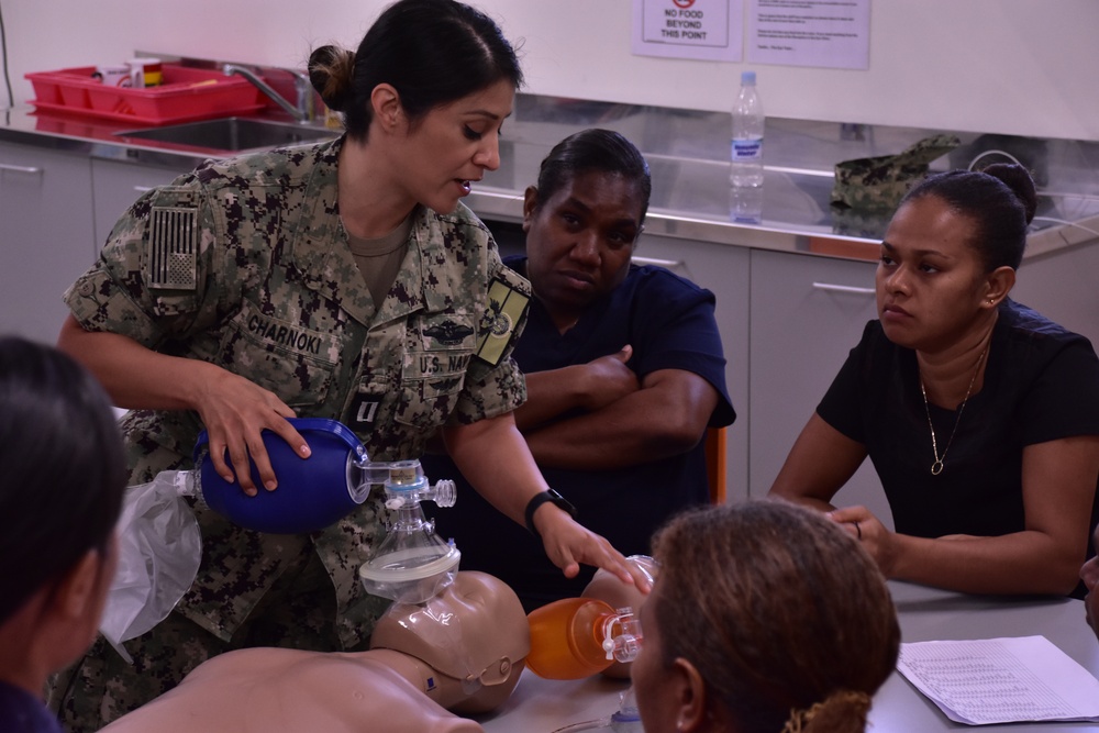 Pacific Partnership Provides Basic Life Saving Skills Training in Vanuatu