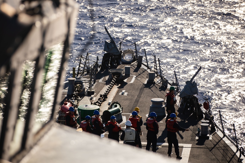 USS Fitzgerald Replenishment at Sea HMNZS Aotearoa