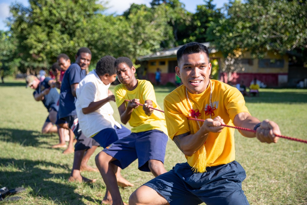 Pacific Partnership 24-2 Visits Kawenu Primary School