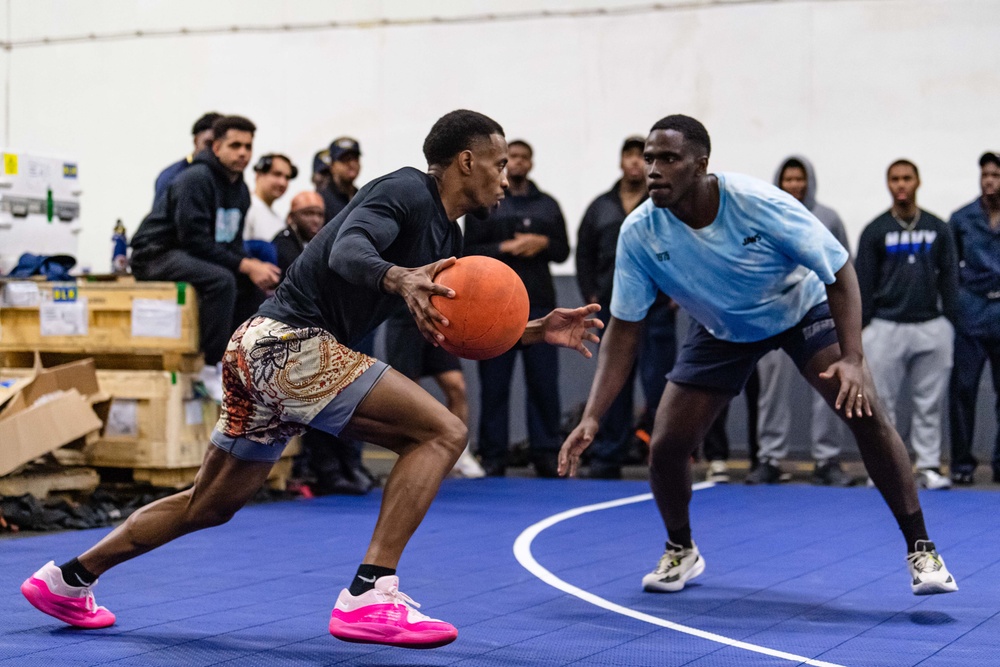 USS Ronald Reagan (CVN 76) MWR hosts basketball tournament