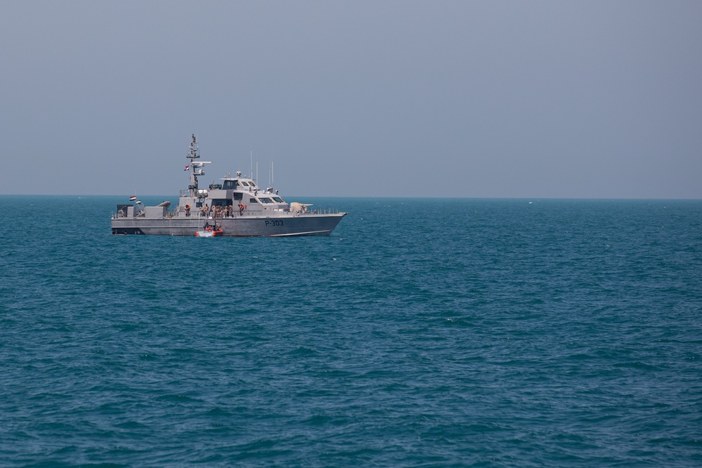 USCGC Glen Harris Participates in a Trilateral Exercise with Iraq and Kuwait in U.S. 5th Fleet AOO