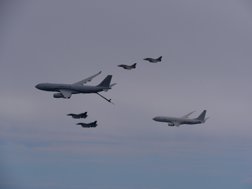 US Navy, Marines participate in trilateral exercise PEGASE