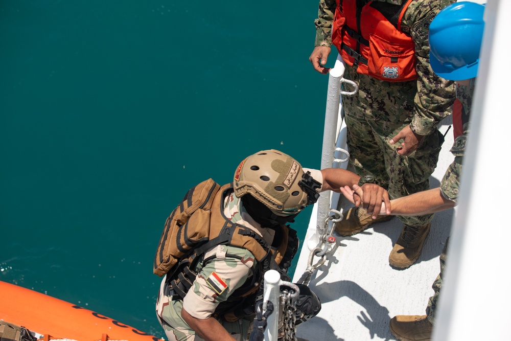 USCGC Glen Harris Participates in a Trilateral Exercise with Iraq and Kuwait in U.S. 5th Fleet AOO