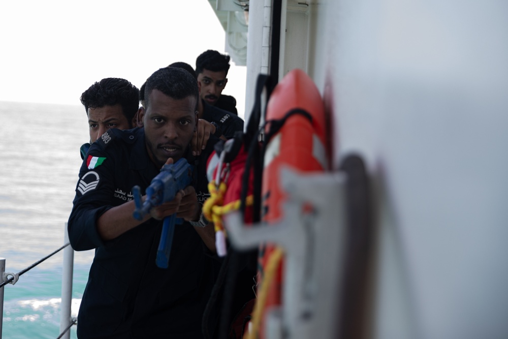 USCGC Glen Harris Participates in a Trilateral Exercise with Iraq and Kuwait in U.S. 5th Fleet AOO