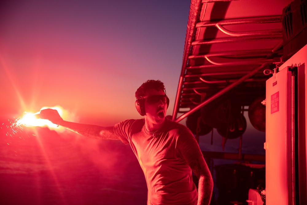 USCGC Glen Harris Conducts Pyrotechnics Training in the U.S. 5th Fleet AOO