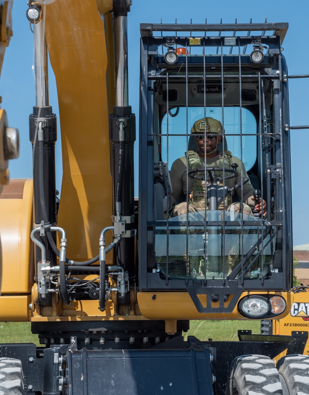 RAF Lakenheath, Mildenhall civil engineers hone airfield recovery skills