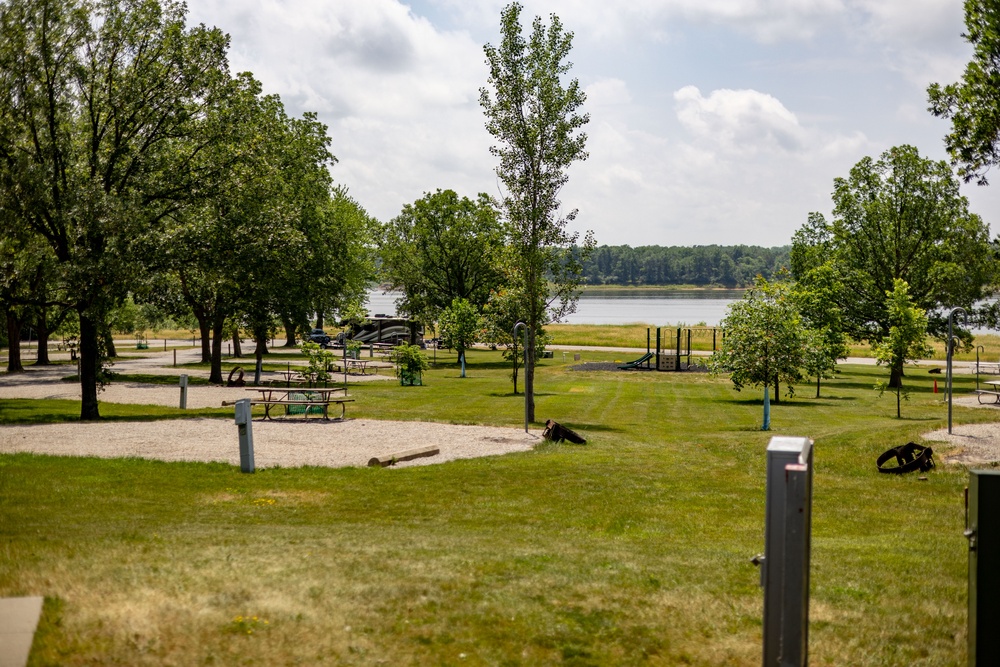 Robust volunteer program helps reduce recreation operating costs at Rathbun Lake