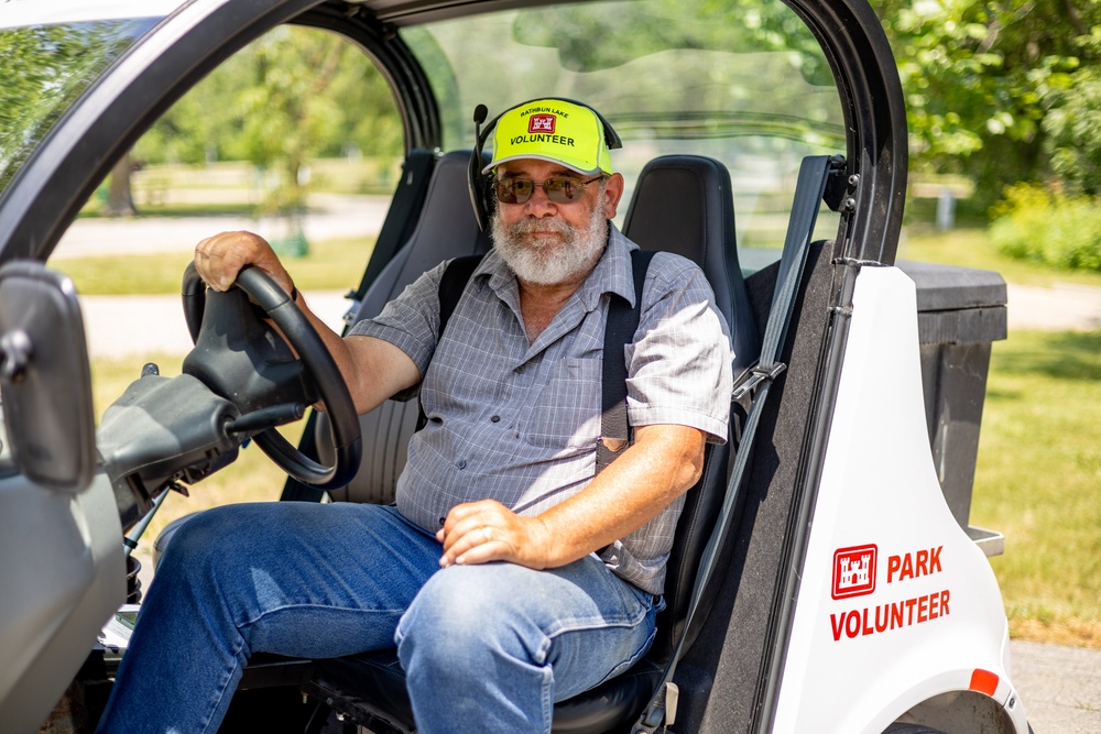 Robust volunteer program helps reduce recreation operating costs at Rathbun Lake