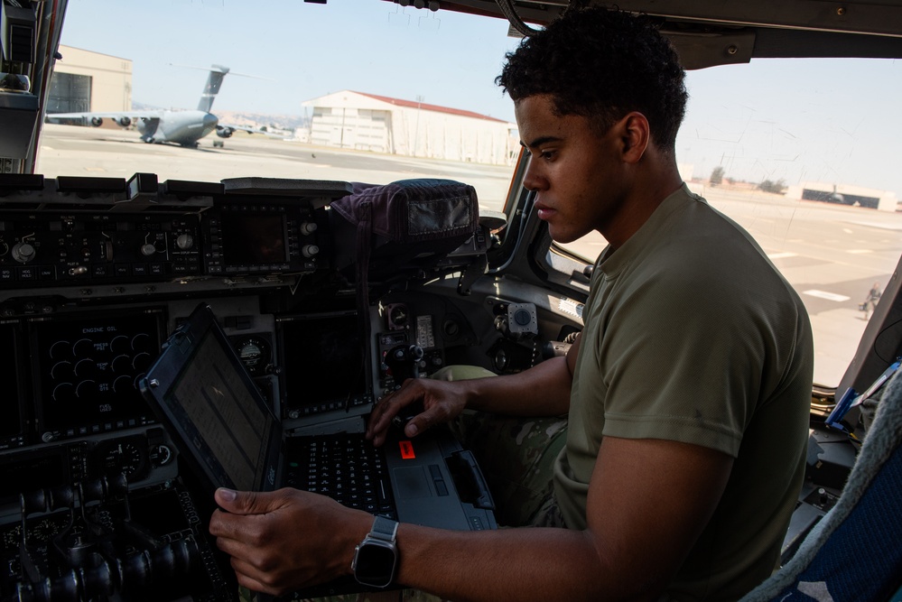 C-17 Maintainers: Ensuring mission readiness at all times