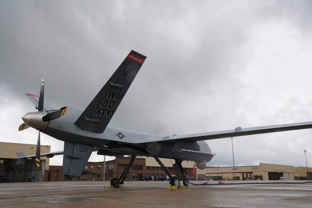 20th ATKS lands MQ-9 Reaper on Whiteman AFB in historic first