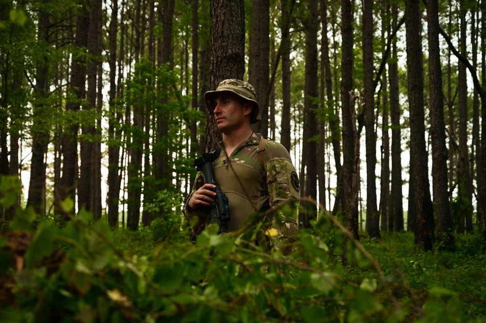 165th Security Forces Mission Ready Airmen conduct Agile Combat Employment during field training exercise